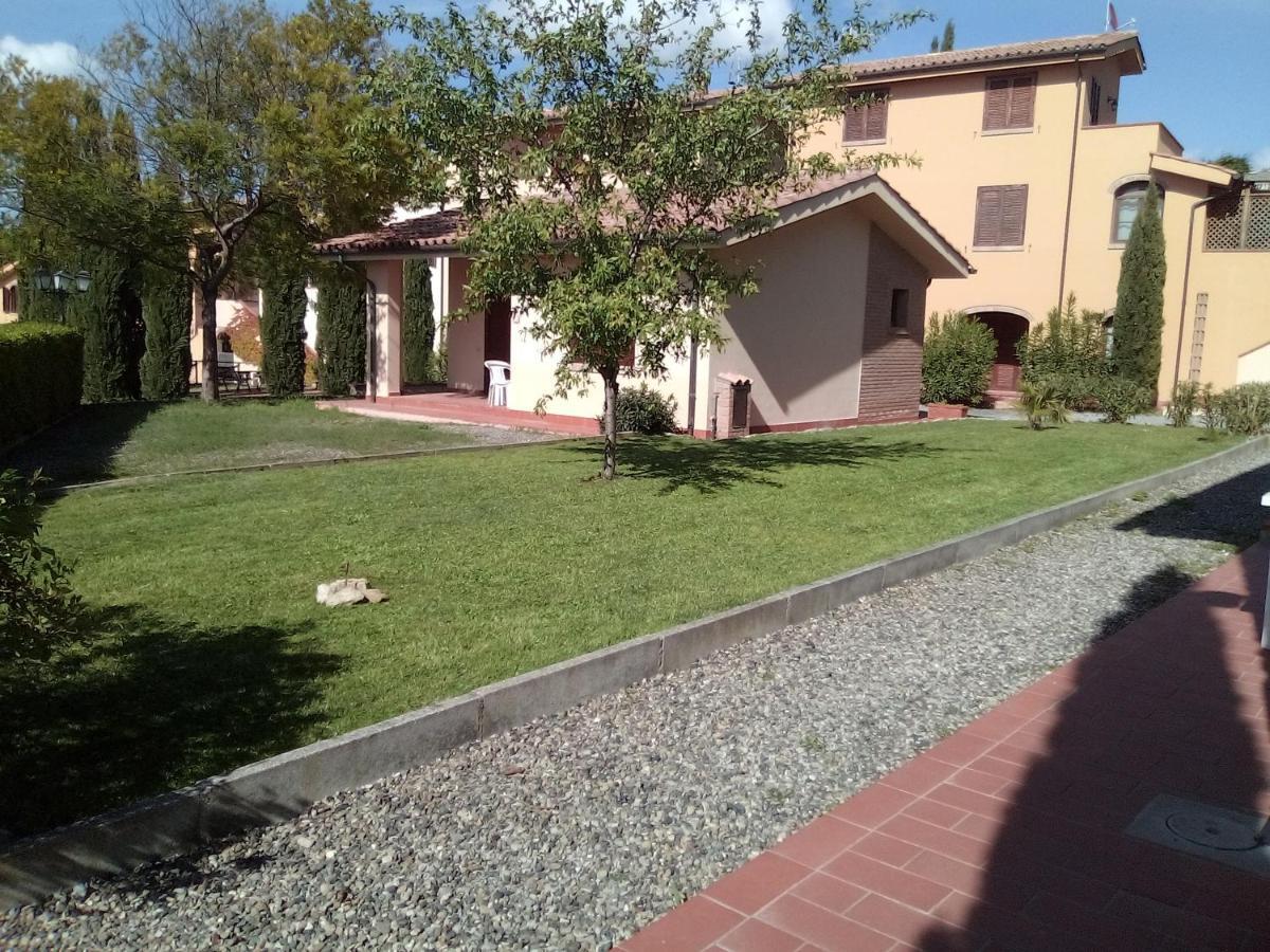 Villaggio Residence La Pieve Di Pomaia Luaran gambar